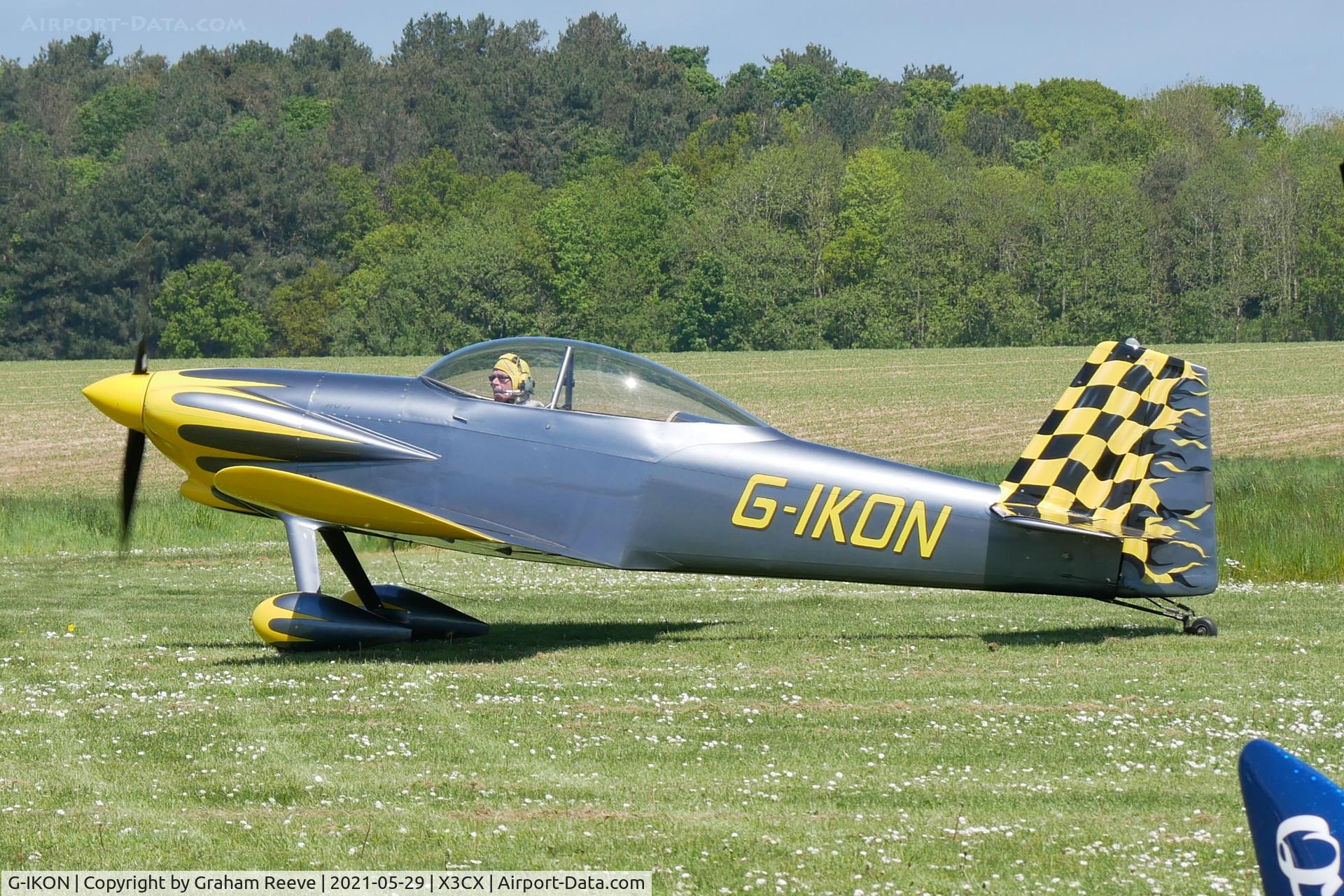 G-IKON, 2006 Vans RV-4 C/N PFA 181-14474, Departing from Northrepps.
