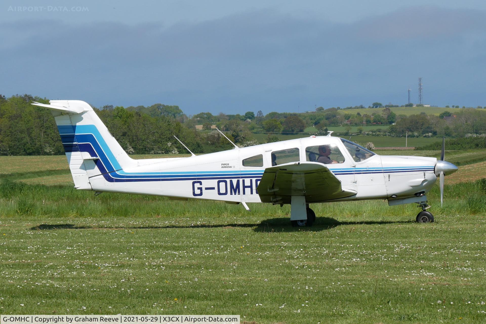 G-OMHC, 1979 Piper PA-28RT-201 Arrow IV C/N 28R-7918105, Just landed at Northrepps.