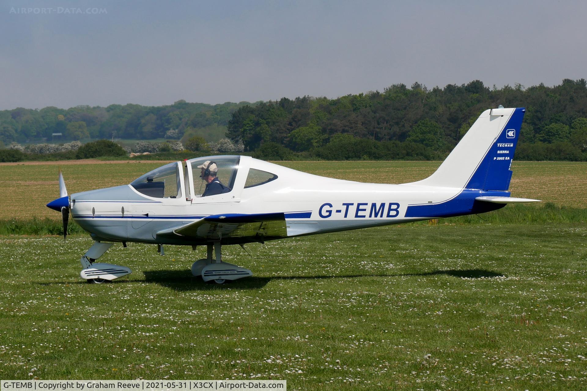 G-TEMB, 2006 Tecnam P-2002EA Sierra C/N PFA 333-14593, Just landed at Northrepps.