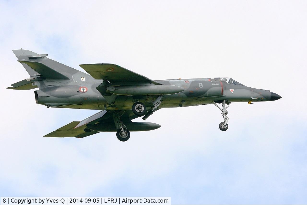8, Dassault Super Etendard C/N 8, Dassault Super Etendard M, On final rwy 08, Landivisiau Naval Air Base (LFRJ)