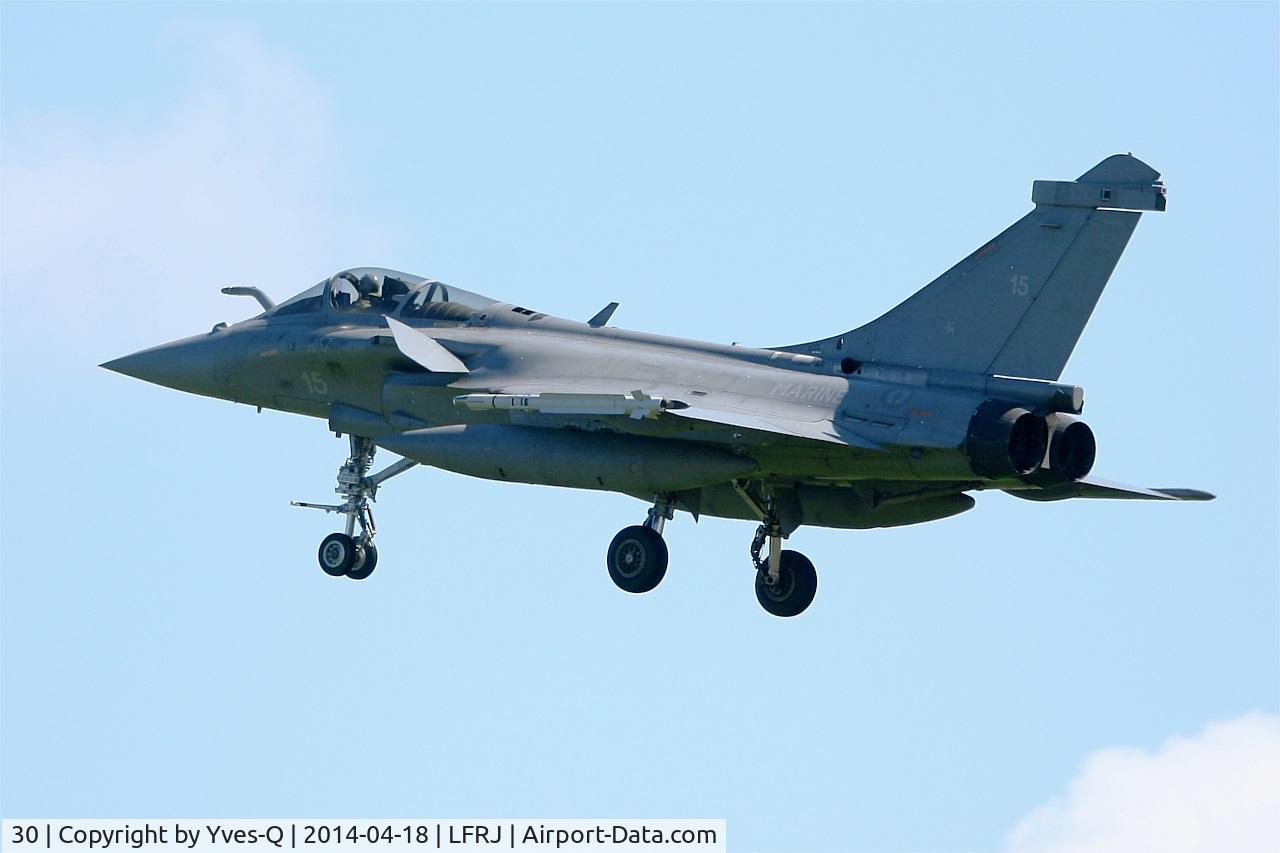 30, Dassault Rafale M C/N 30, Dassault Rafale M, On final rwy 08, Landivisiau Naval Air Base (LFRJ)