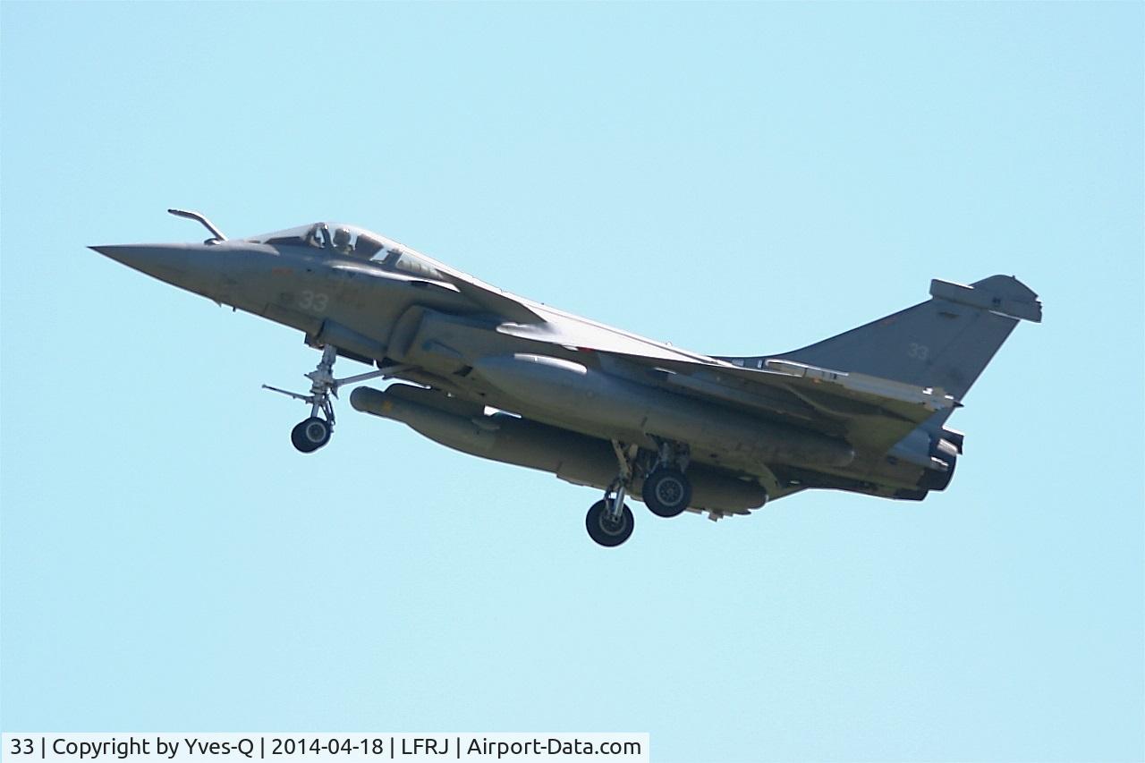 33, Dassault Rafale M C/N 33, Dassault Rafale M, On final rwy 08, Landivisiau Naval Air Base (LFRJ)