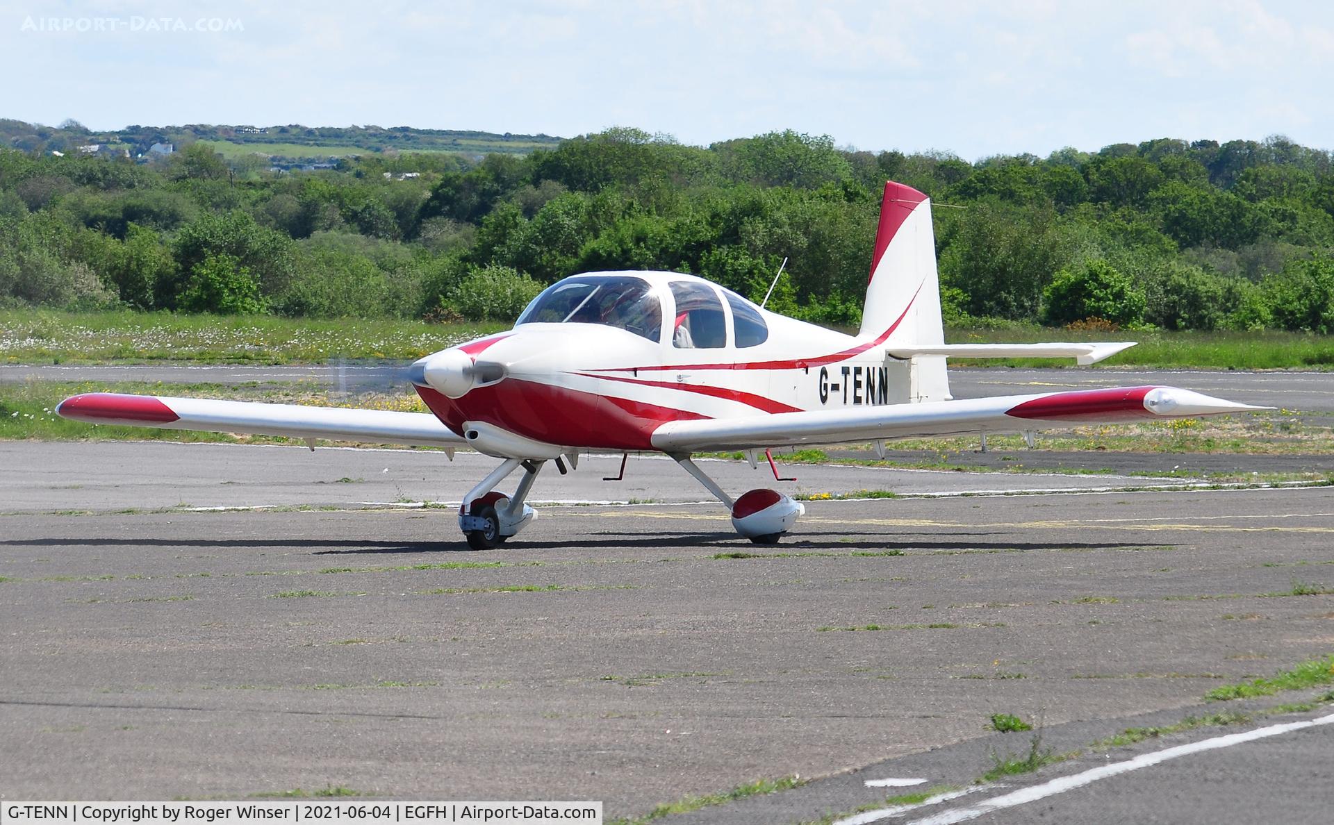 G-TENN, 2016 Vans RV-10 C/N LAA 339-15222, Resident RV-10.