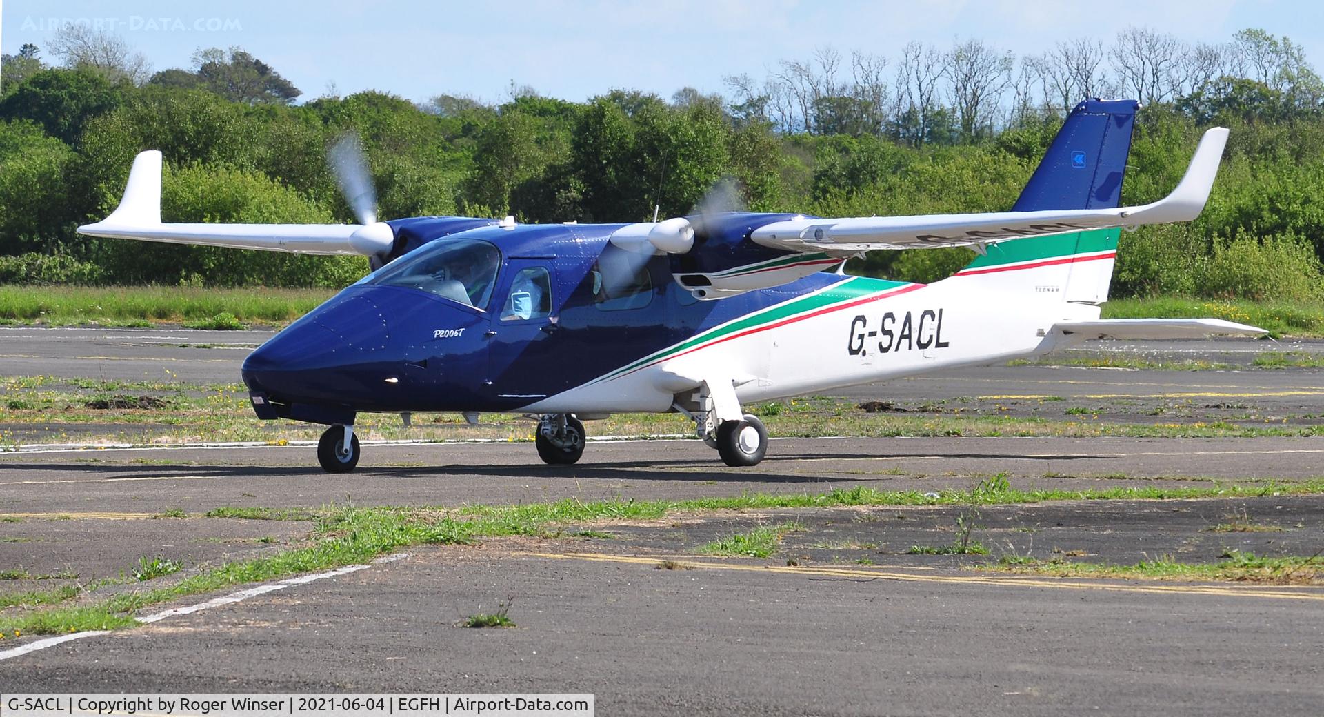G-SACL, 2016 Tecnam P-2006T C/N 152, Resident P2006T.