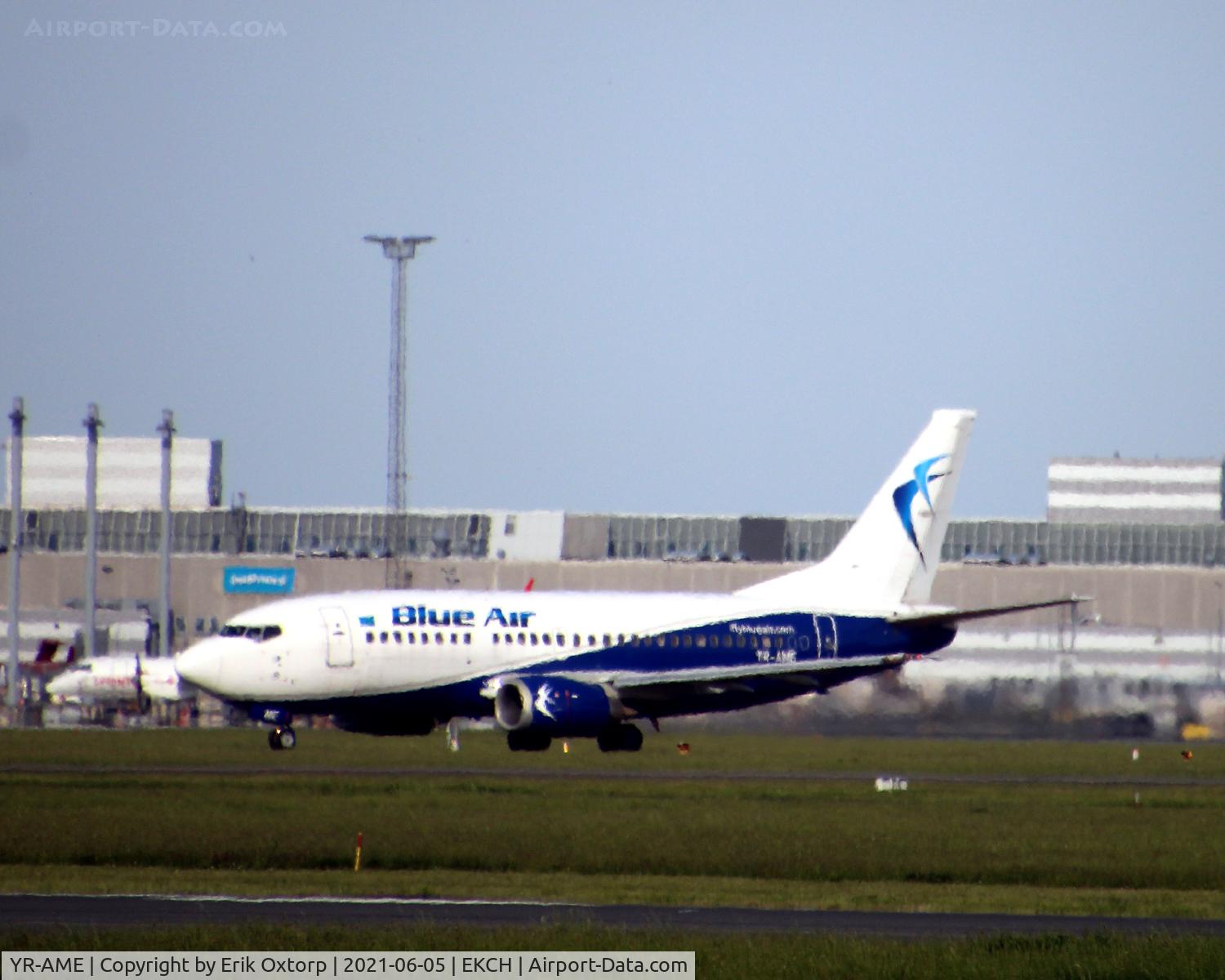 YR-AME, 1991 Boeing 737-530 C/N 24941, YR-AME landed rw 22L
