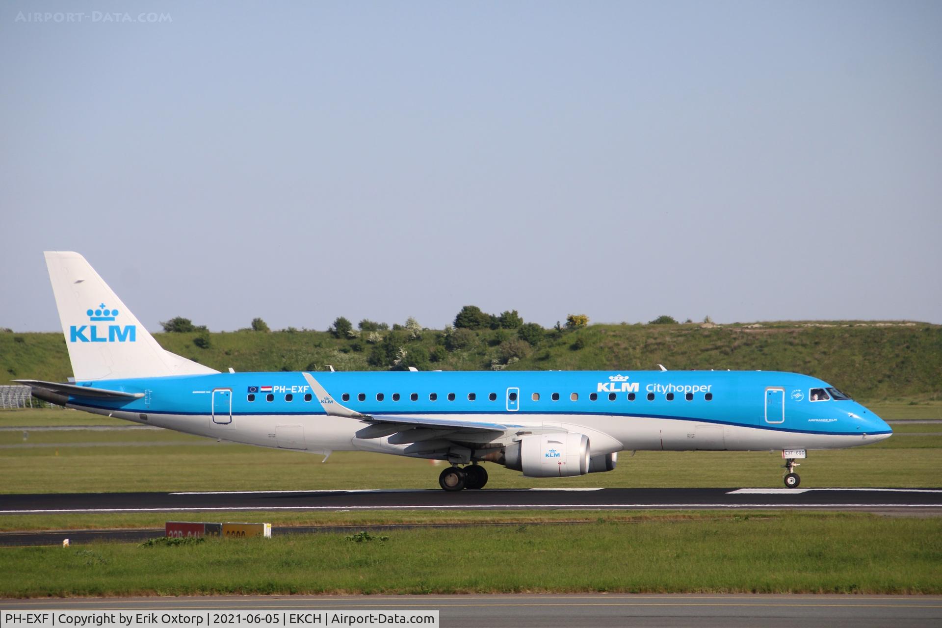PH-EXF, 2015 Embraer 190STD (ERJ-190-100) C/N 19000690, PH-EXF taking off rw 22R