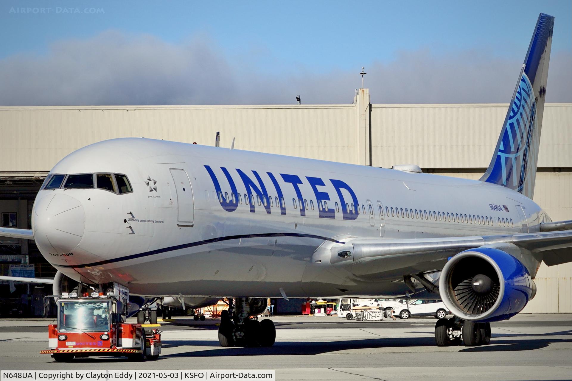 N648UA, 1992 Boeing 767-322ER C/N 25285, SFO 2021.