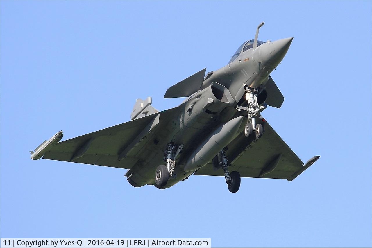 11, Dassault Rafale M C/N 11, Dassault Rafale M, Short approach rwy 08, Landivisiau Naval Air Base (LFRJ)