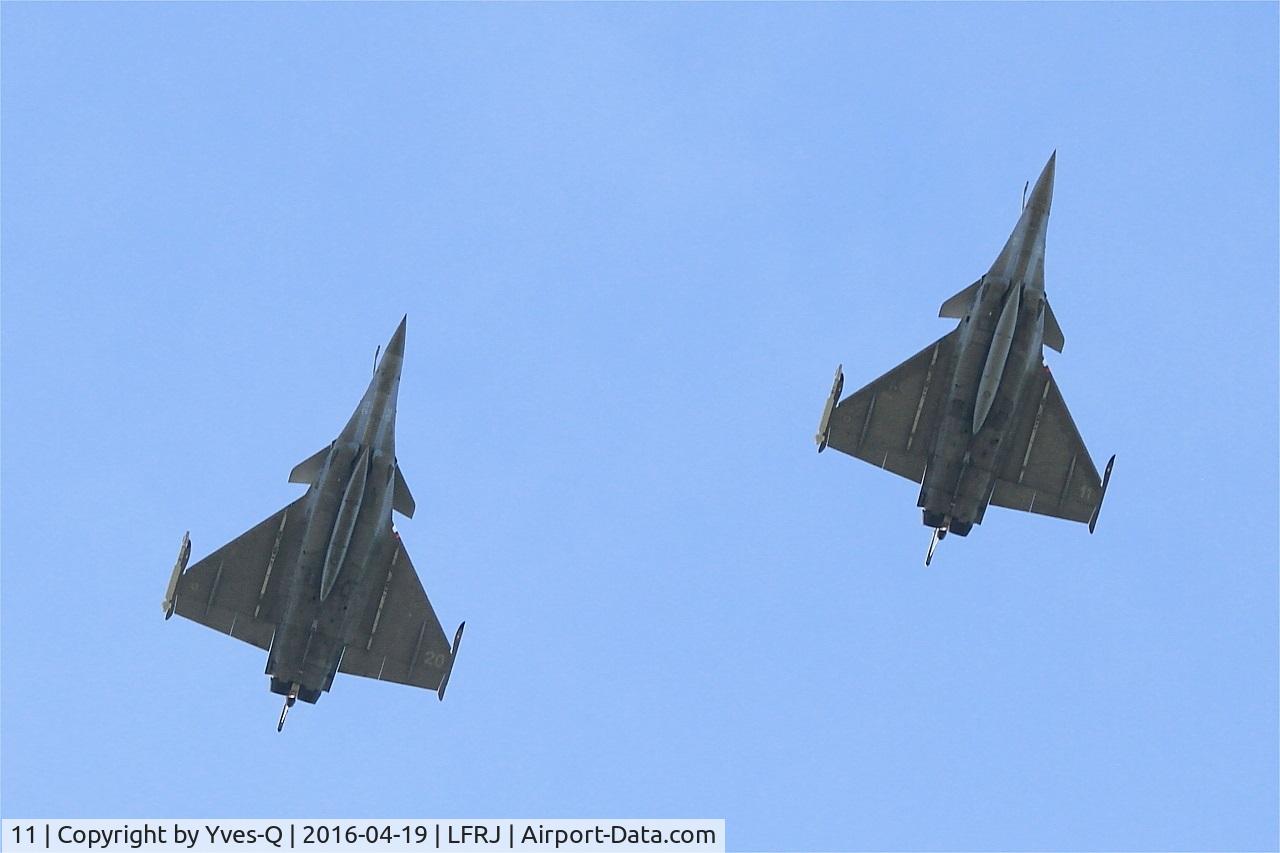 11, Dassault Rafale M C/N 11, Dassault Rafale M (SEM), Flight over Landivisiau Naval Air Base (LFRJ)