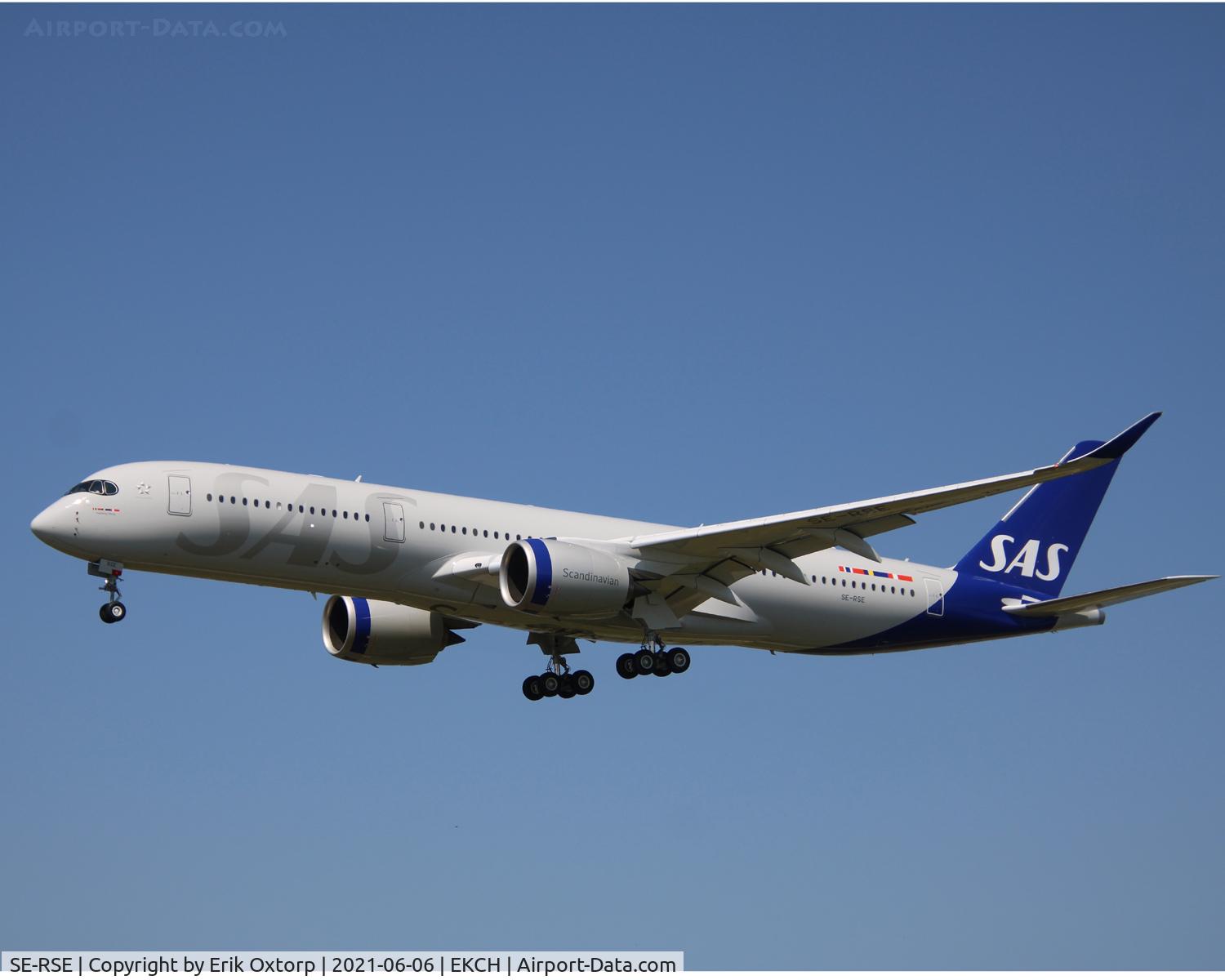 SE-RSE, 2021 Airbus A350-941 C/N 484, SE-RSE landing rw 22L