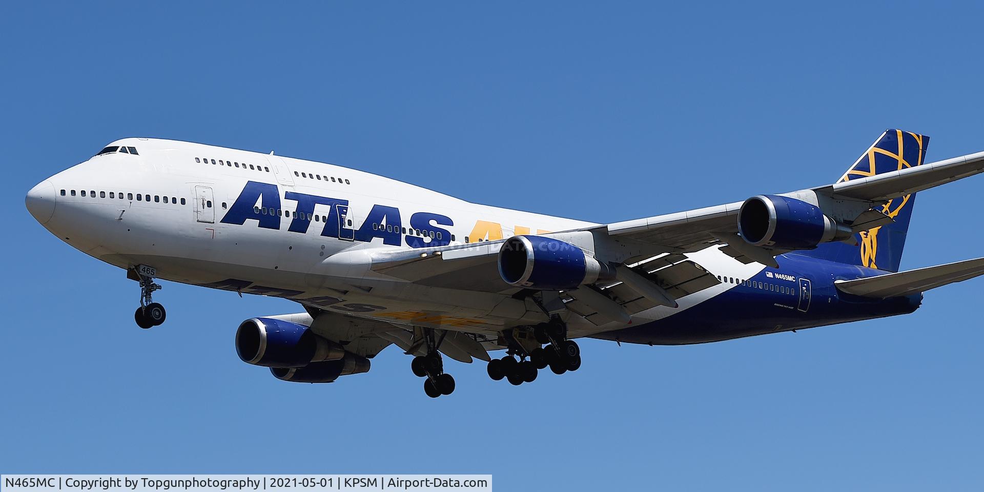 N465MC, 1990 Boeing 747-446 C/N 24784, GIANT88 on short approach to RW34