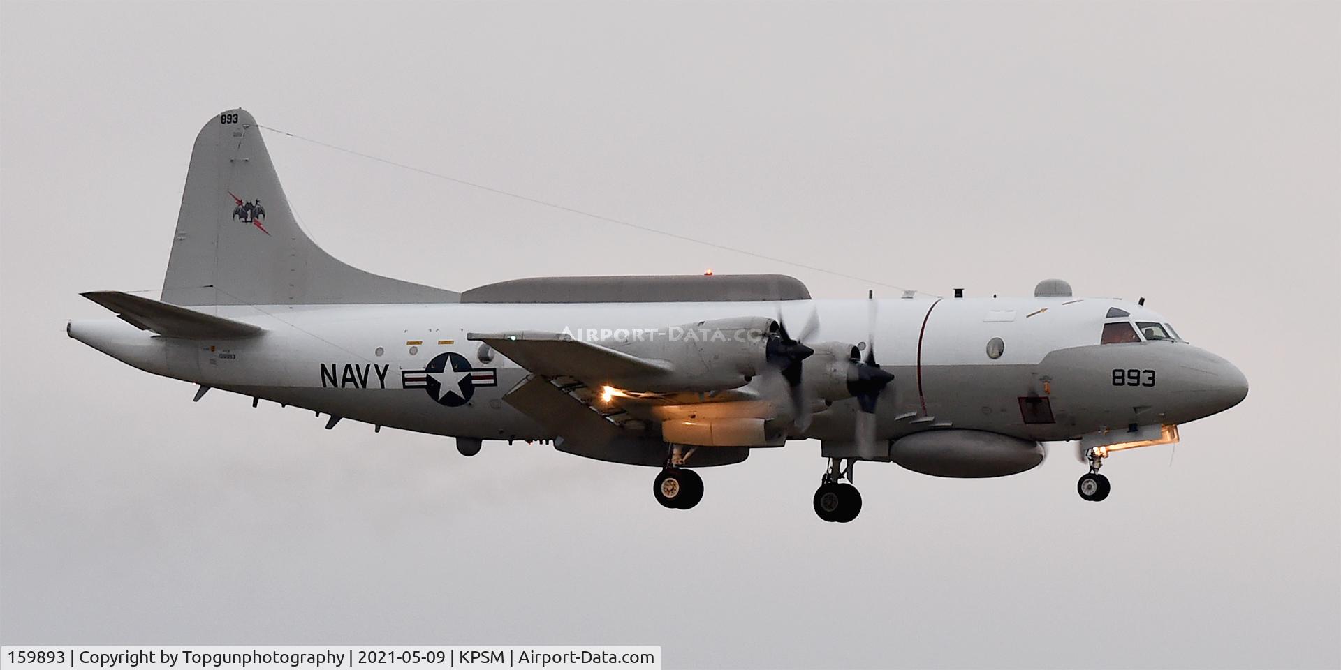 159893, Lockheed Martin EP-3E C/N 185-5644, NAVY893 coming in to land RW34