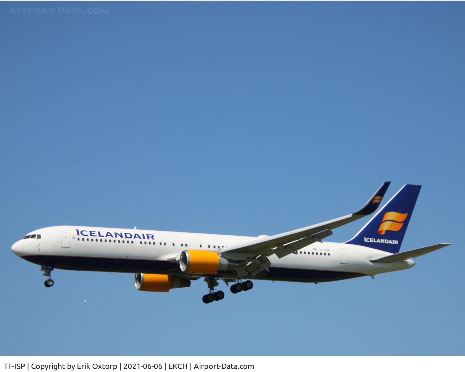 TF-ISP, 1997 Boeing 767-319/ER C/N 26971, TF-ISP landing rw 2L