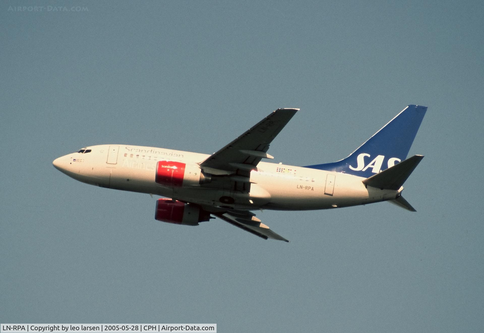 LN-RPA, 1998 Boeing 737-683 C/N 28290, Copenhagen 28.5.2005