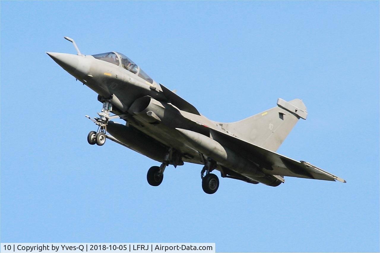 10, 2002 Dassault Rafale M C/N 10, Dassault Rafale M, Short approach rwy 26, Landivisiau Naval Air Base (LFRJ)