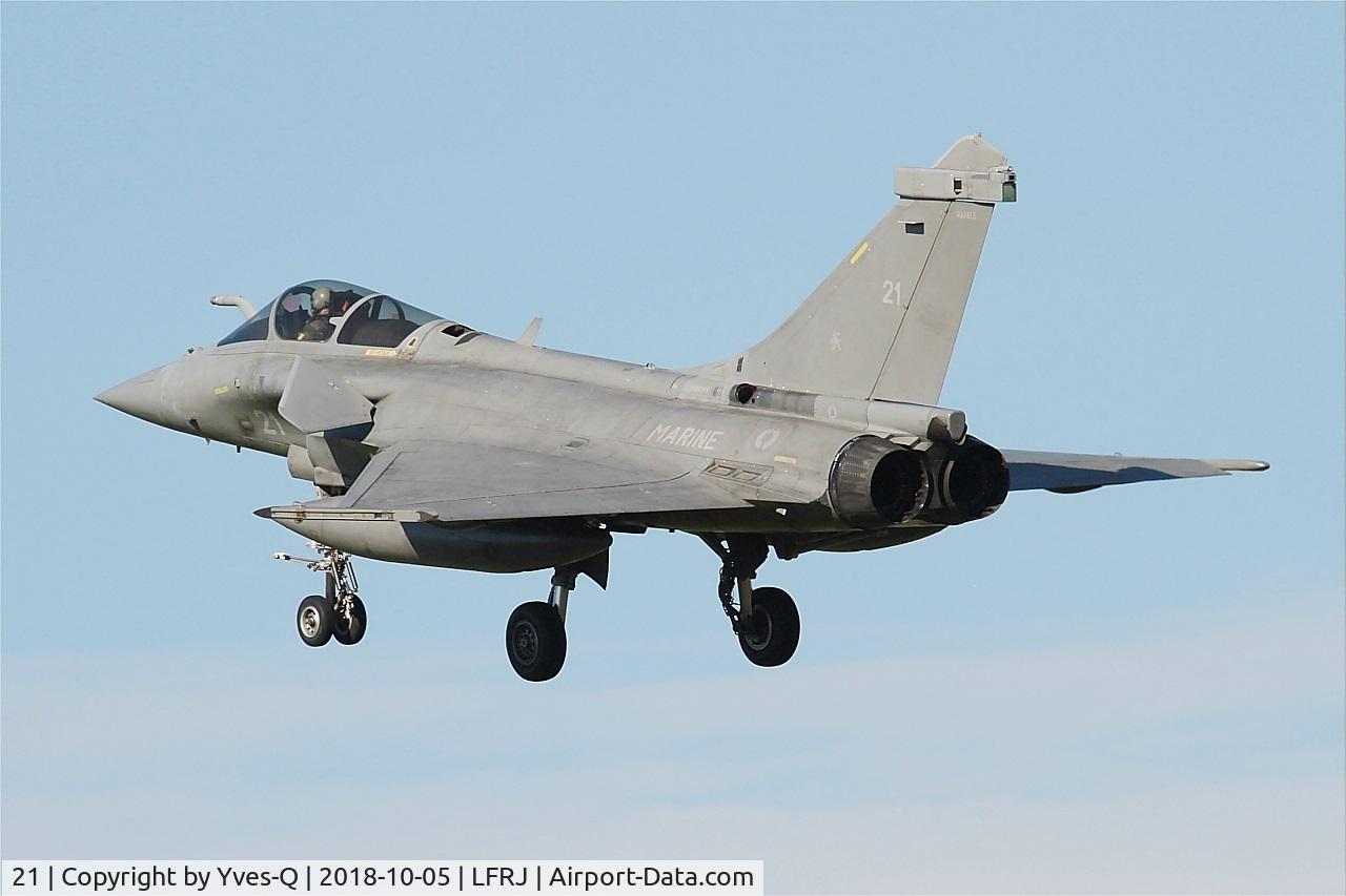 21, Dassault Rafale M C/N 21, Dassault Rafale M, On final rwy 26, Landivisiau Naval Air Base (LFRJ)