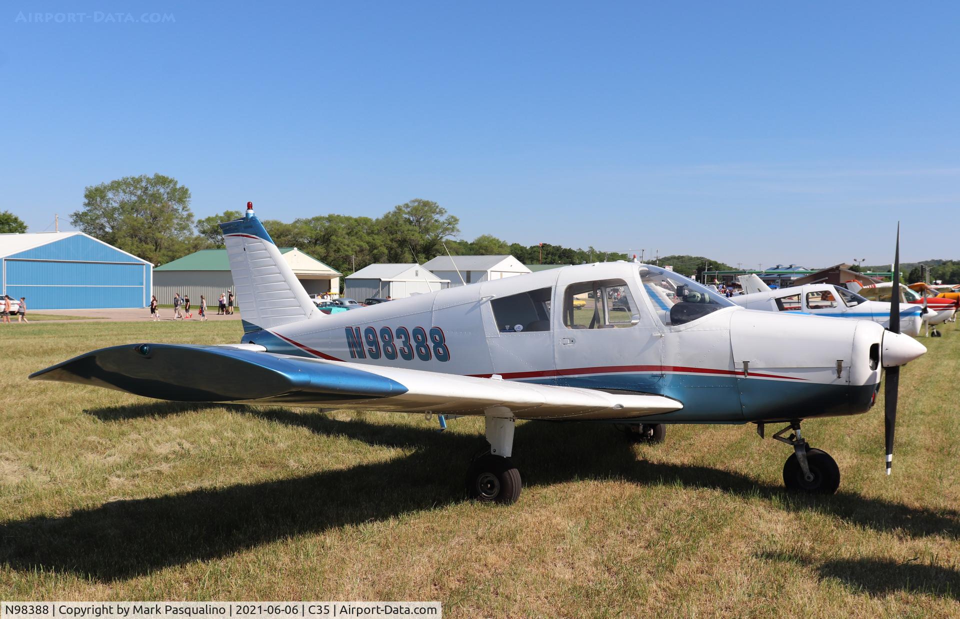 N98388, 1969 Piper PA-28-140 C/N 28-26155, Piper PA-28-140