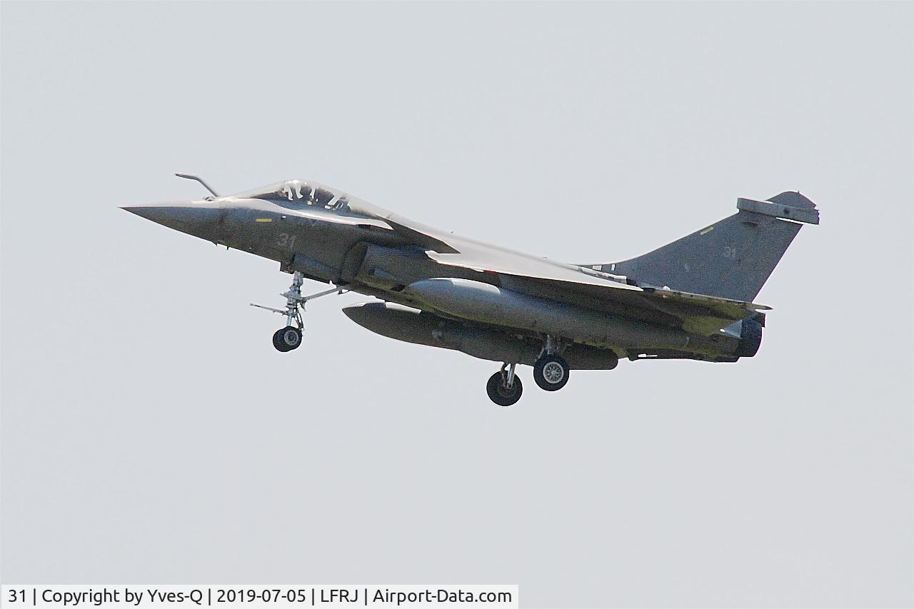 31, Dassault Rafale M C/N 31, Dassault Rafale M, On final rwy 08, Landivisiau Naval Air Base (LFRJ)