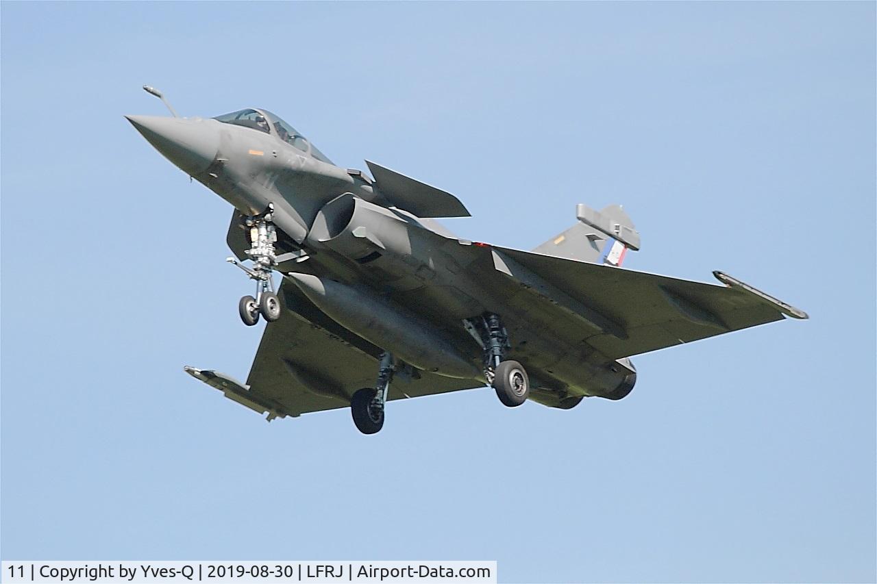 11, Dassault Rafale M C/N 11, Dassault Rafale M, Short approach rwy 26, Landivisiau Naval Air Base (LFRJ)