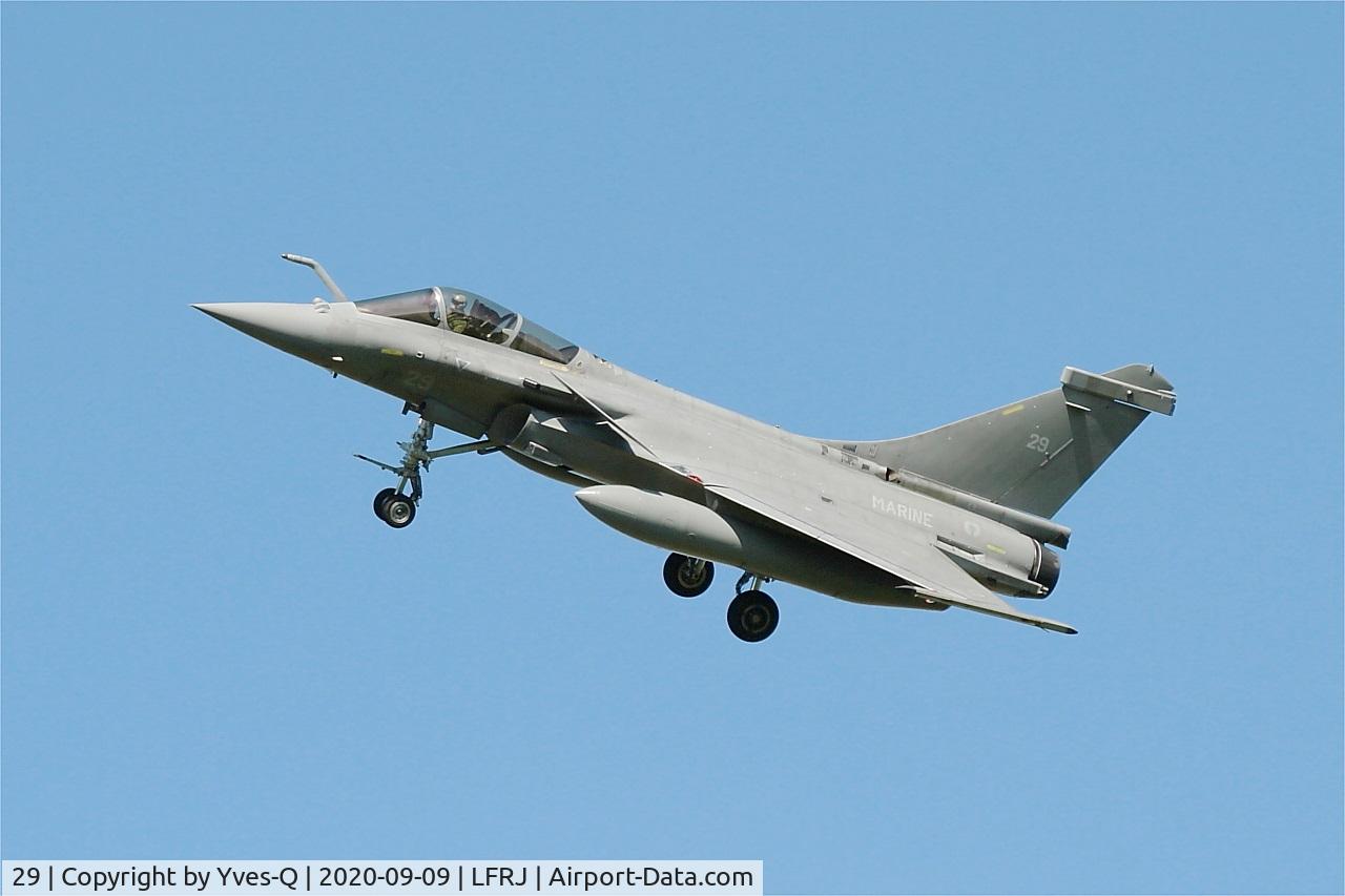 29, Dassault Rafale M C/N 29, Dassault Rafale M, Short approach rwy 26, Landivisiau Naval Air Base (LFRJ)