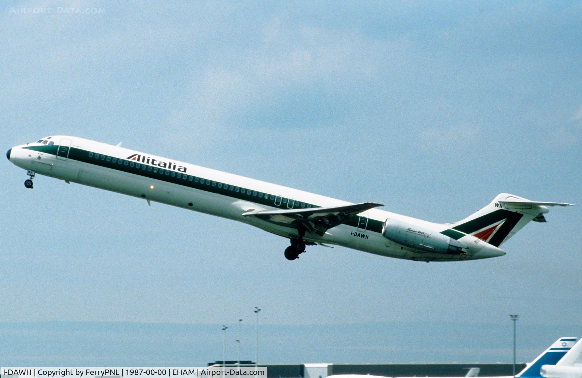 I-DAWH, 1984 McDonnell Douglas MD-82 (DC-9-82) C/N 49202/1170, Alitalia MD82 taking-off