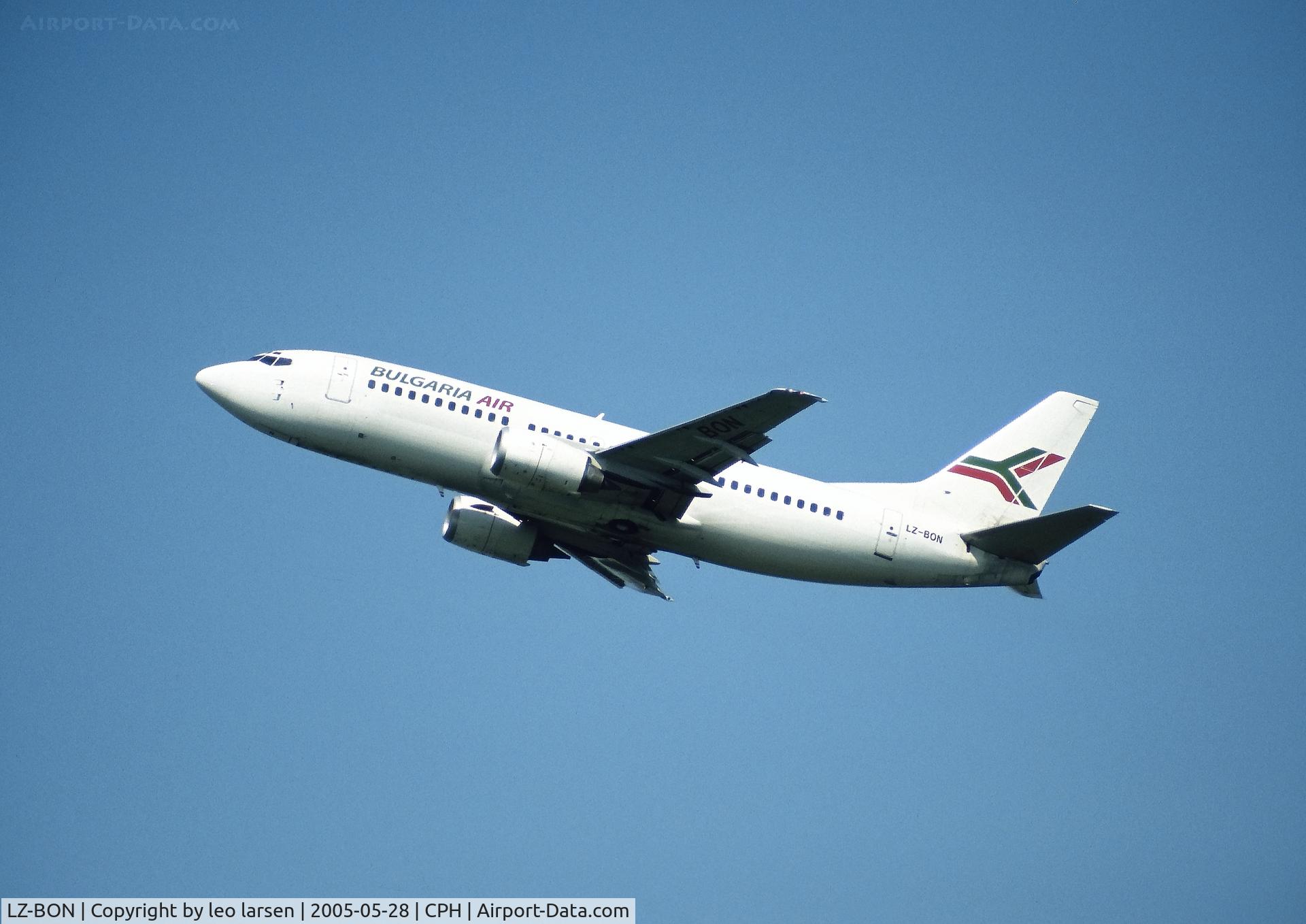 LZ-BON, 1997 Boeing 737-31S C/N 29060, Copenhagen 28.5.2005