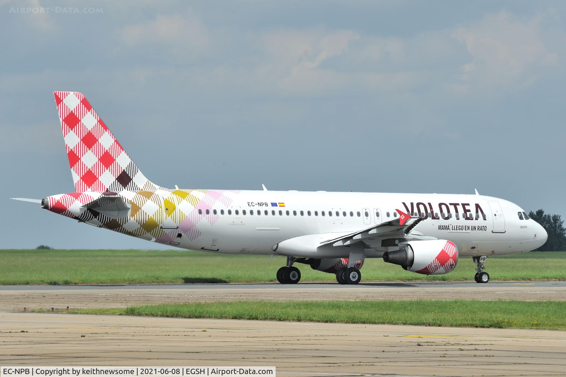 EC-NPB, 2009 Airbus A320-214 C/N 3949, Leaving Norwich for Venice, following paintwork.