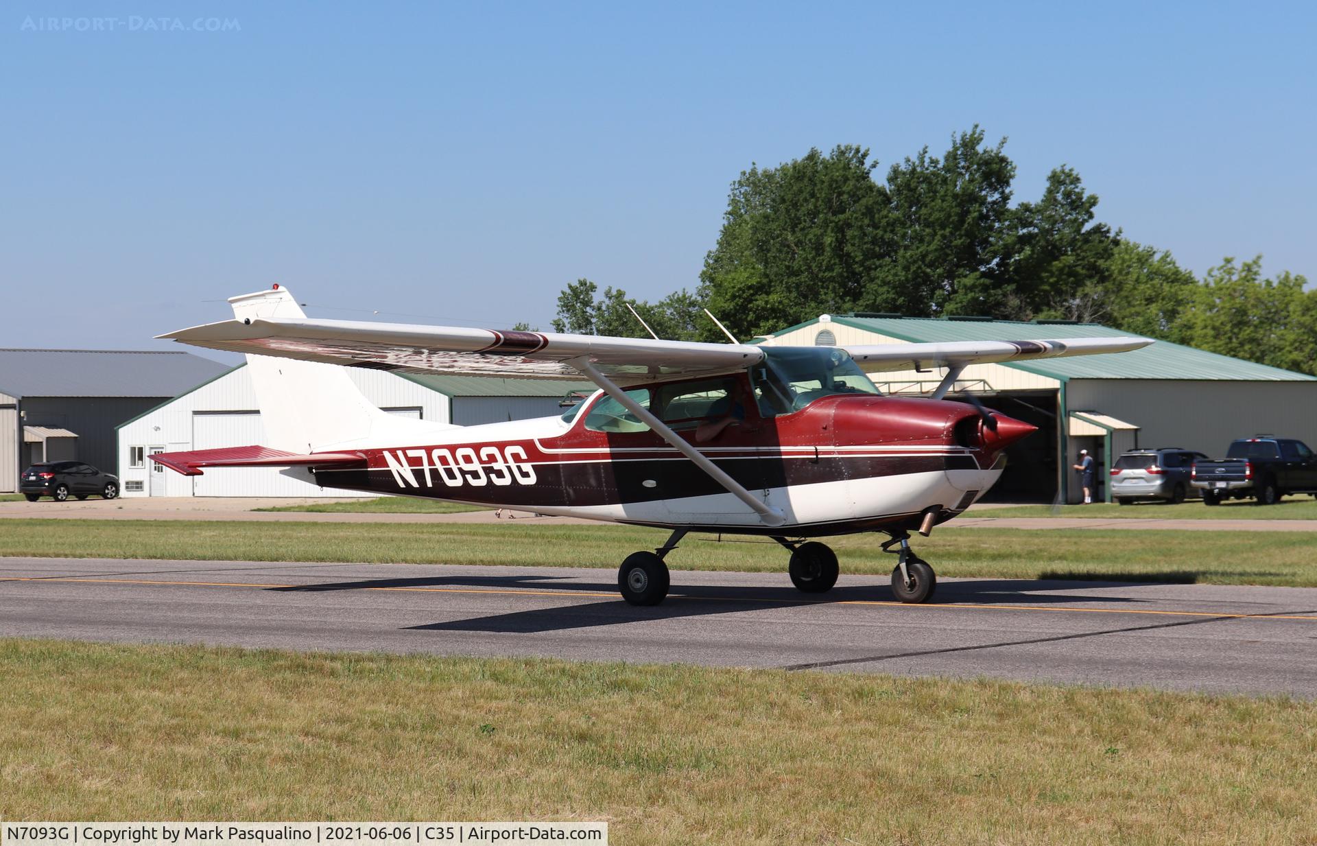 N7093G, 1969 Cessna 172K Skyhawk C/N 17258793, Cessna 172K