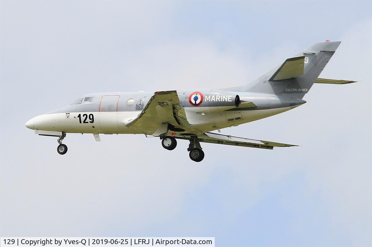 129, 1978 Dassault Falcon 10MER C/N 129, Dassault Falcon 10 MER, On final rwy 08, Landivisiau Naval Air Base (LFRJ)
