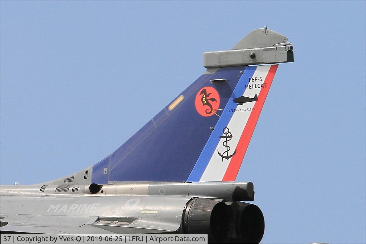 37, 2012 Dassault Rafale M C/N 37, Dassault Rafale M, Tail close up view, Landivisiau Naval Air Base (LFRJ)