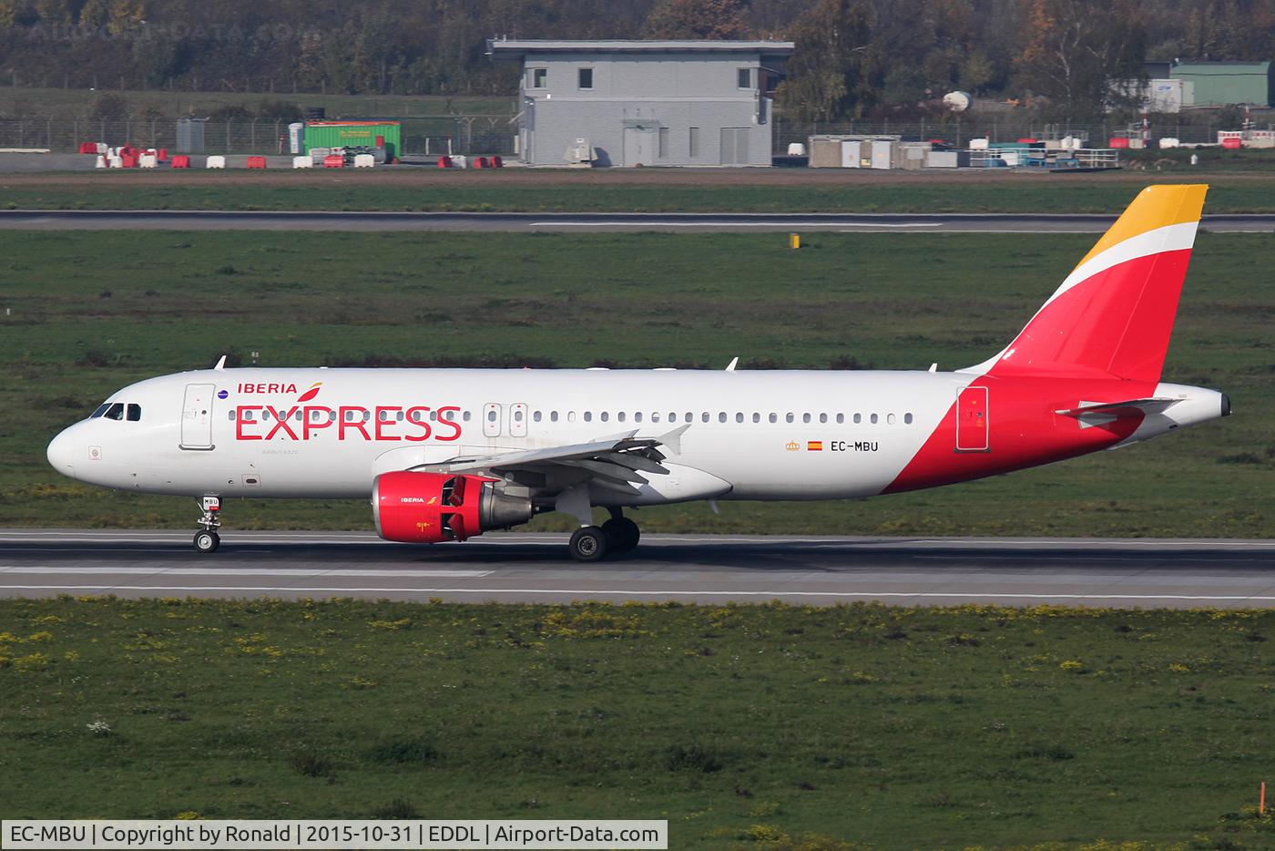 EC-MBU, 2000 Airbus A320-214 C/N 1198, at dus