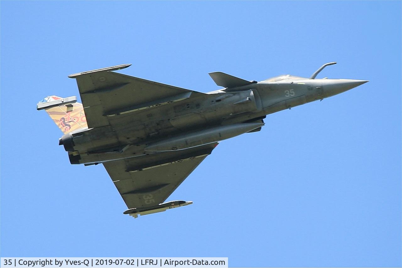 35, 2012 Dassault Rafale M C/N 35, Dassault Rafale M, Climbing from rwy 26, Landivisiau Naval Air Base (LFRJ)