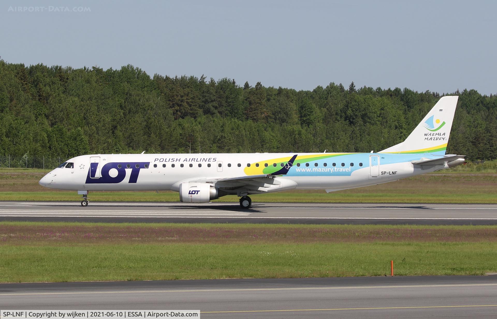 SP-LNF, 2013 Embraer 195LR (ERJ-190-200LR) C/N 19000596, RWY 26
