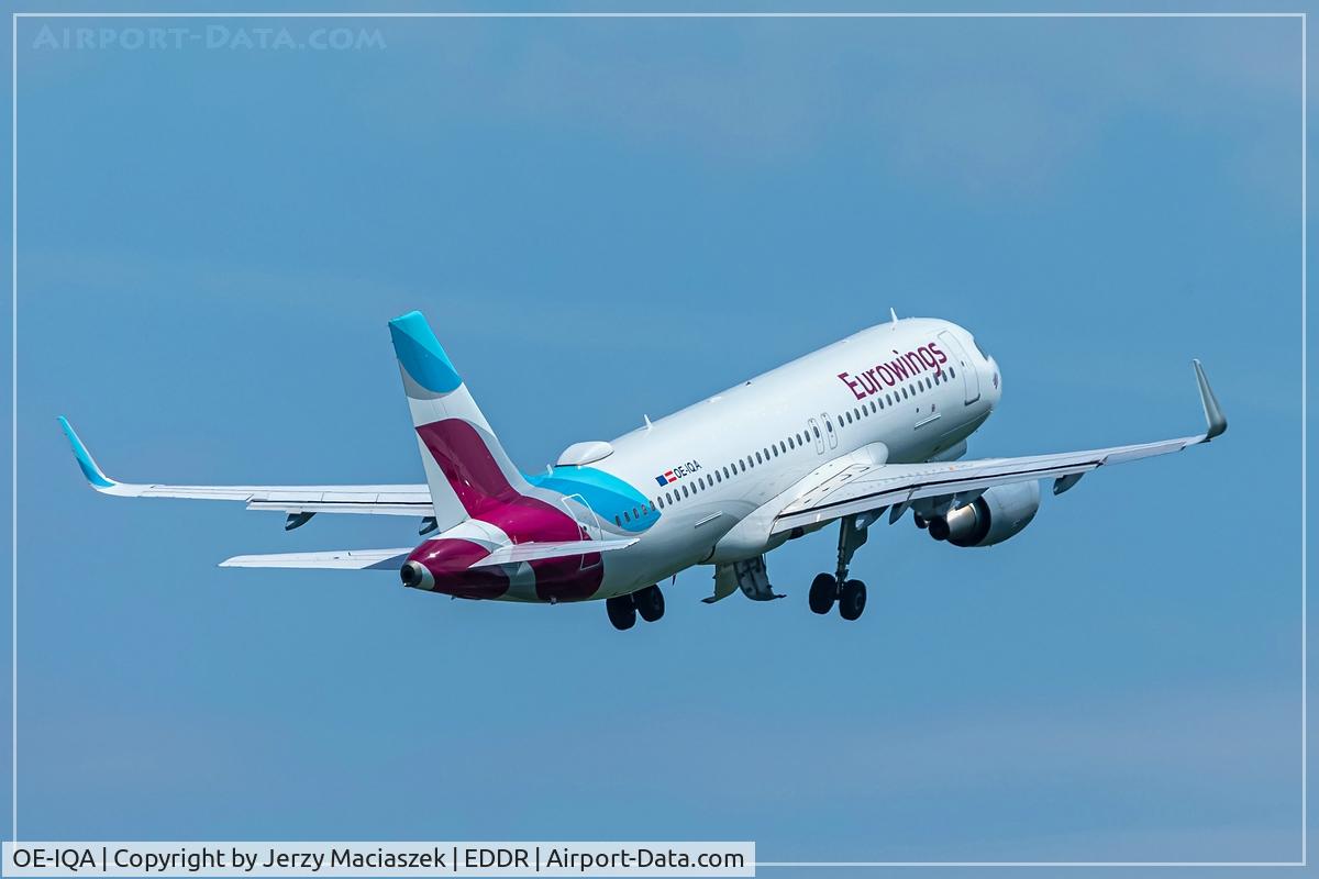 OE-IQA, 2016 Airbus A320-214 C/N 6992, 2016 Airbus A320-214, c/n: 6992