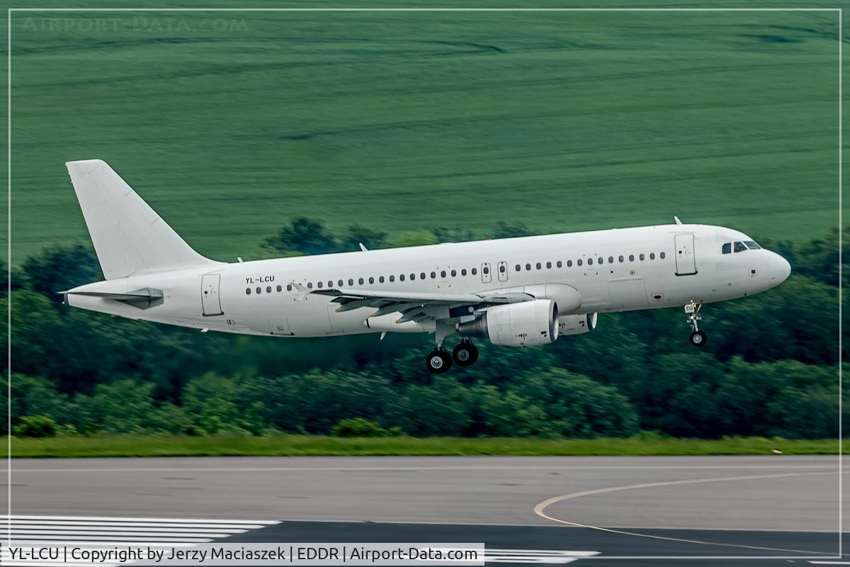 YL-LCU, 2002 Airbus A320-214 C/N 1762, 2002 Airbus A320-214, c/n: 1762