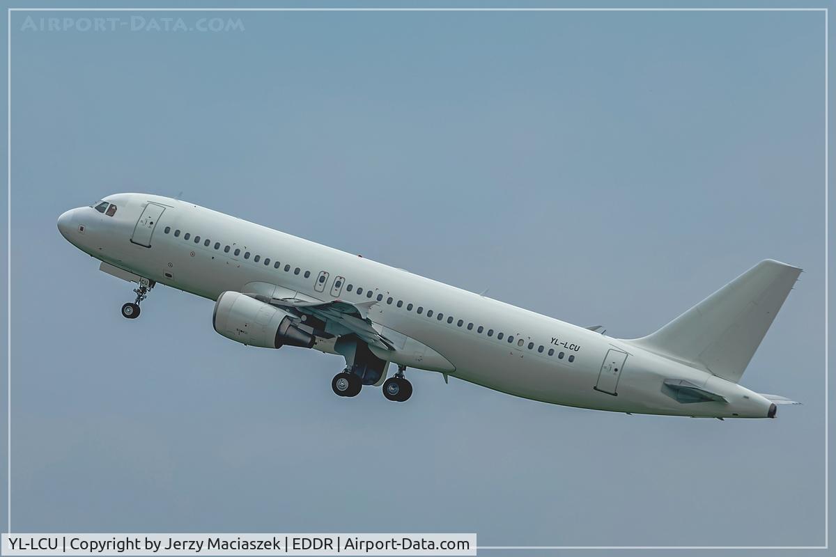 YL-LCU, 2002 Airbus A320-214 C/N 1762, 2002 Airbus A320-214, c/n: 1762