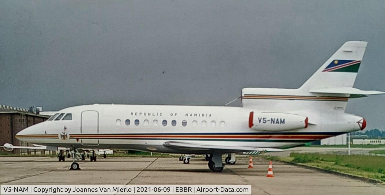 V5-NAM, Dassault Falcon 900b C/N 103, scan from slide 1994