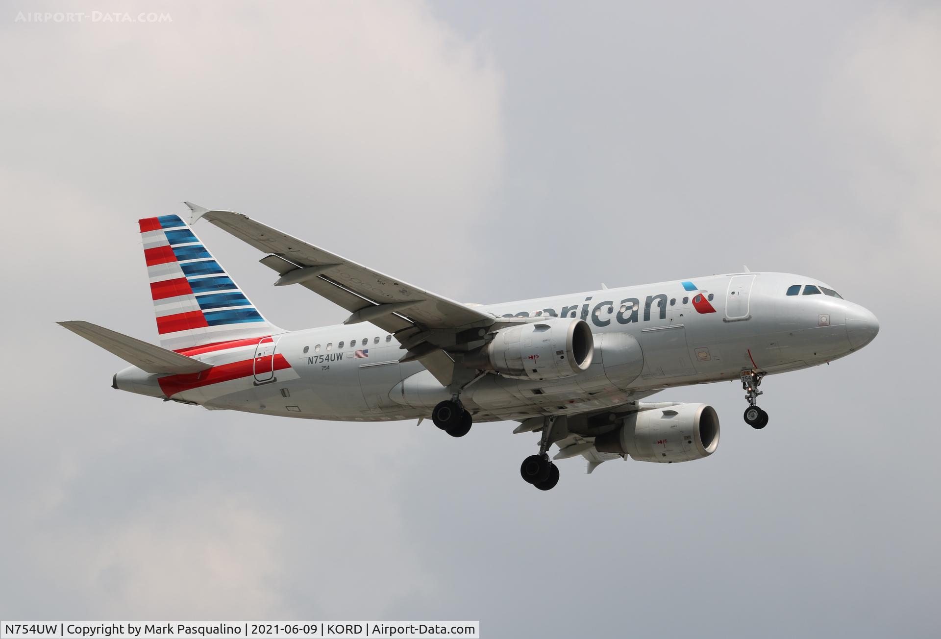 N754UW, 2000 Airbus A319-112 C/N 1328, Airbus A319-112