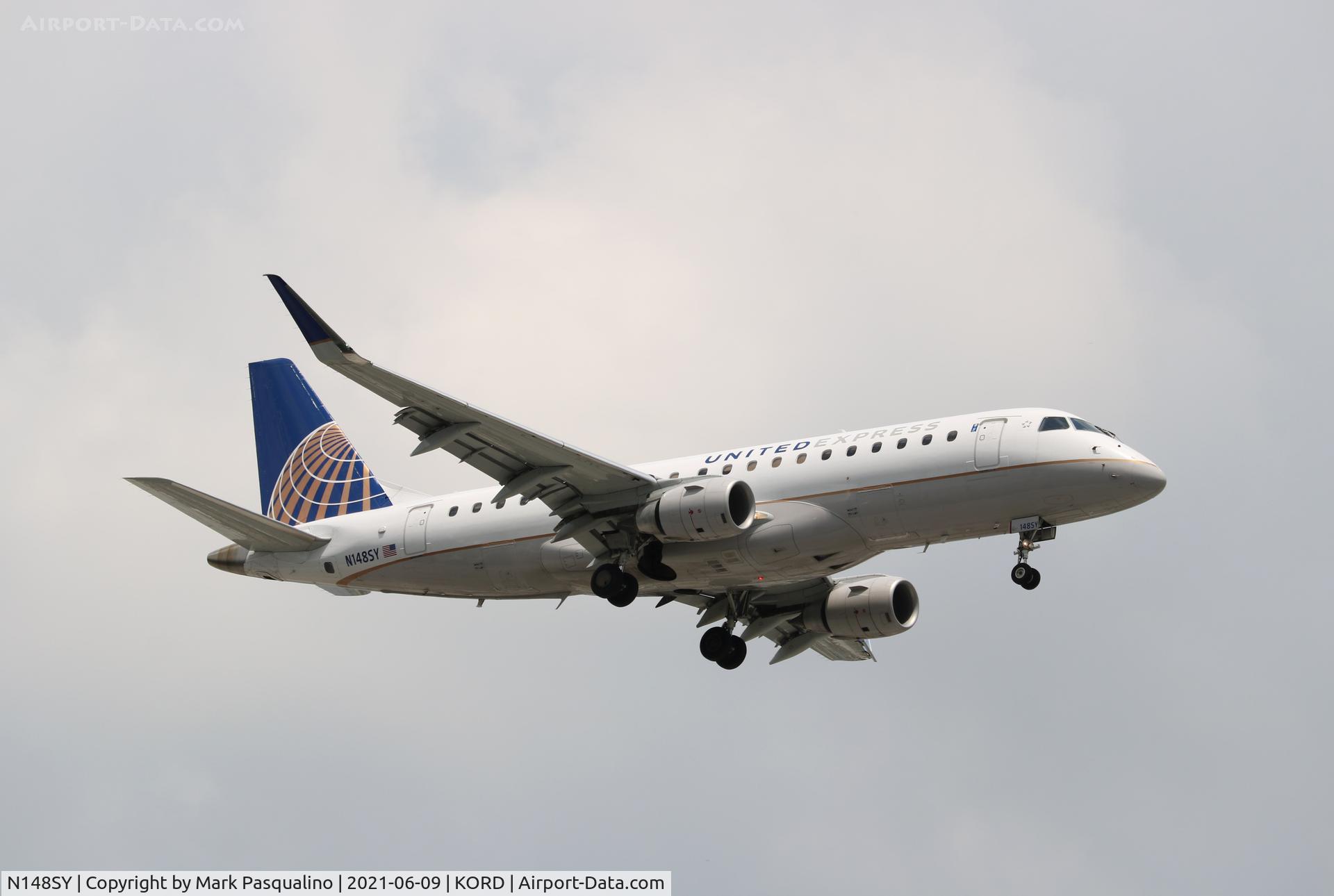 N148SY, 2015 Embraer 175LR (ERJ-170-200LR) C/N 17000492, ERJ-170-200LR