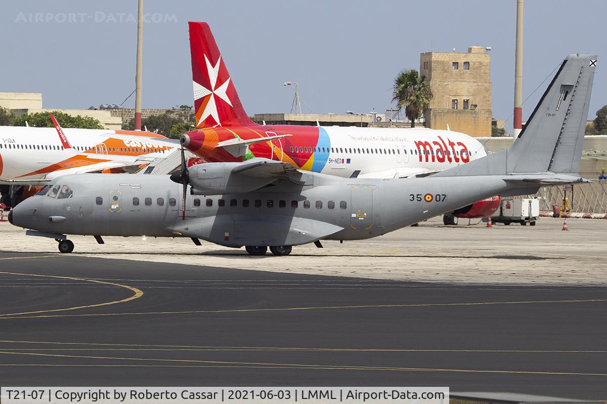 T21-07, 2003 CASA C-295M C/N EA03-07-009, Park 9