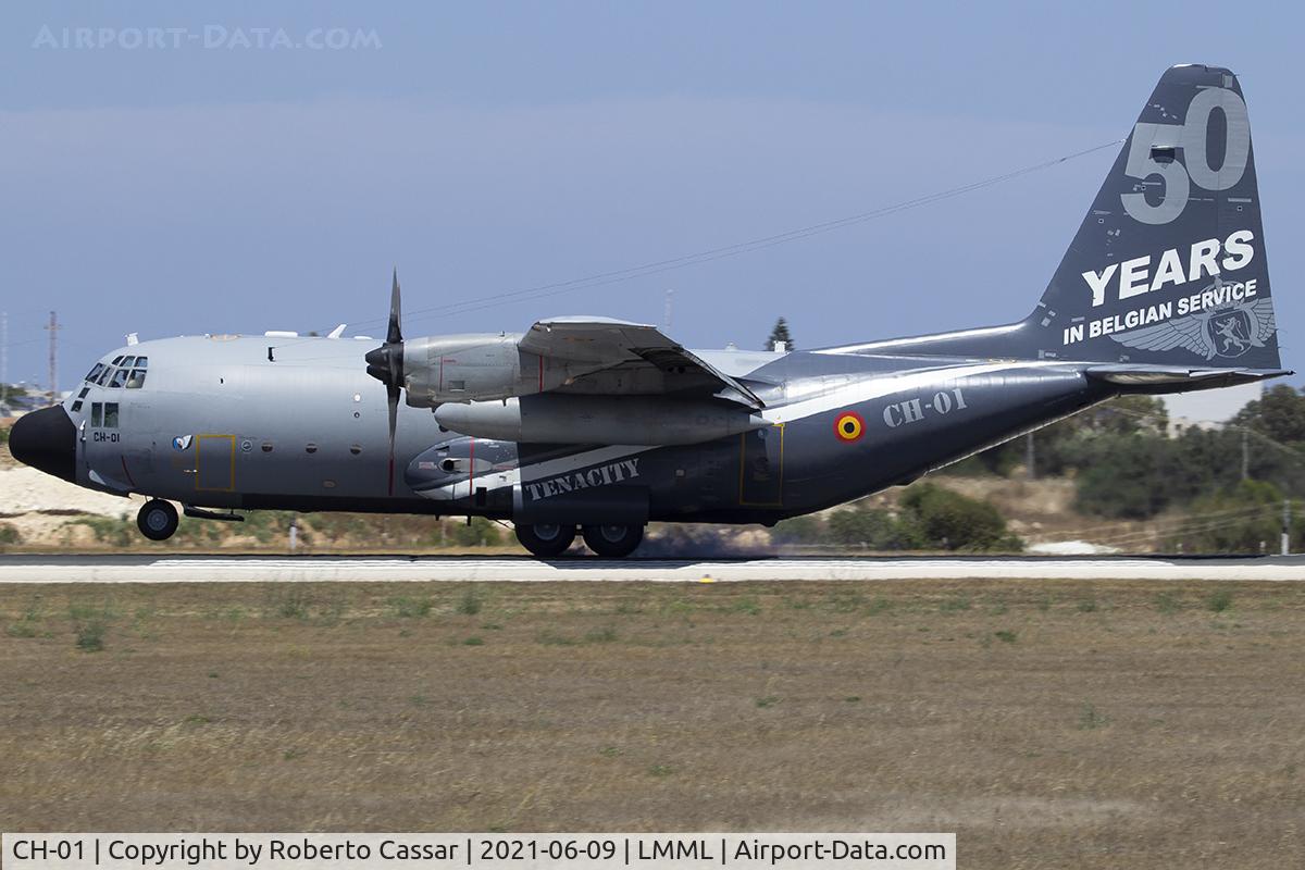 CH-01, 1971 Lockheed C-130H Hercules C/N 382-4455, Runway 31