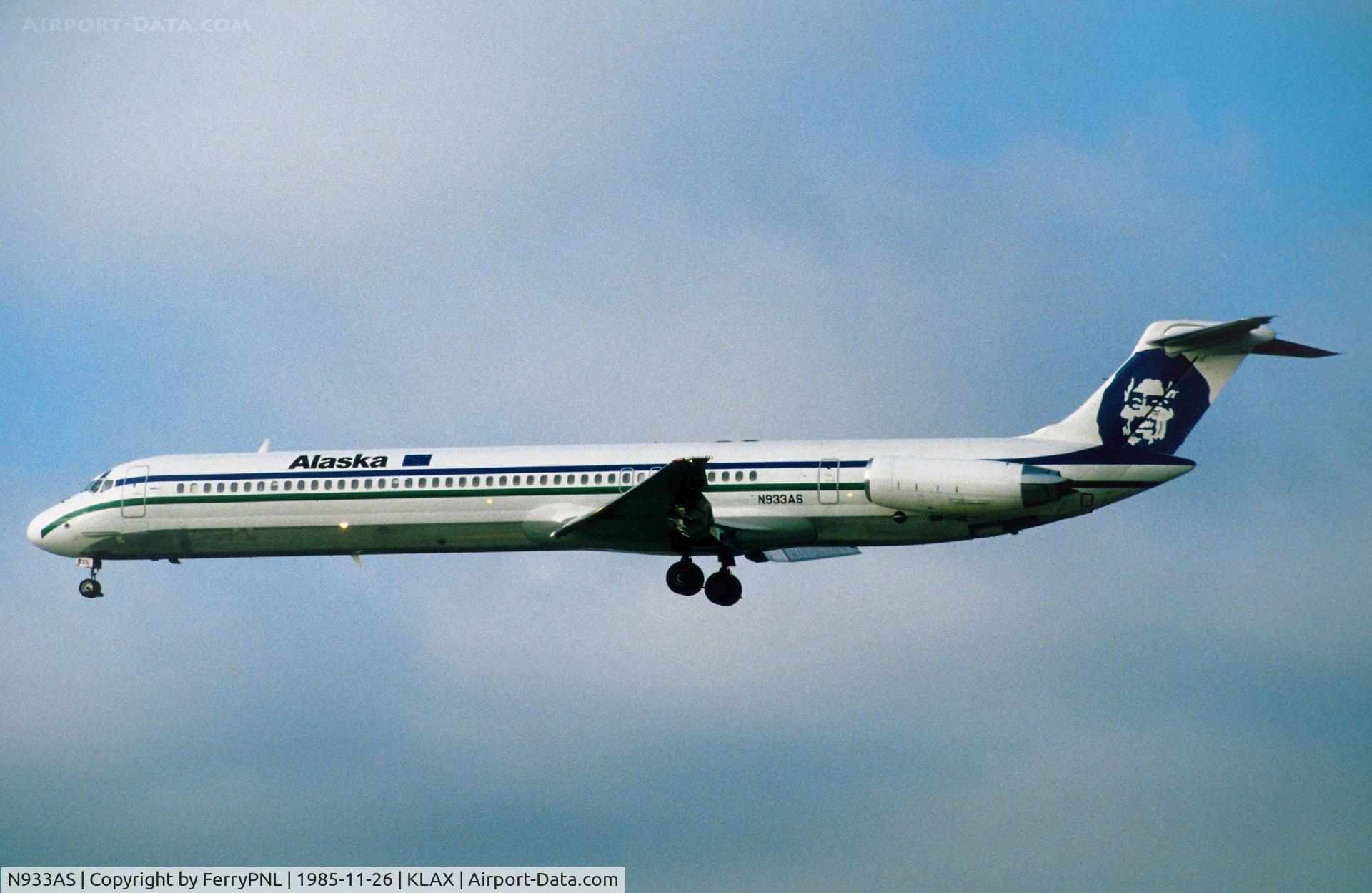 N933AS, 1985 McDonnell Douglas MD-82 (DC-9-82) C/N 49234, Alaska MD82 on short finals