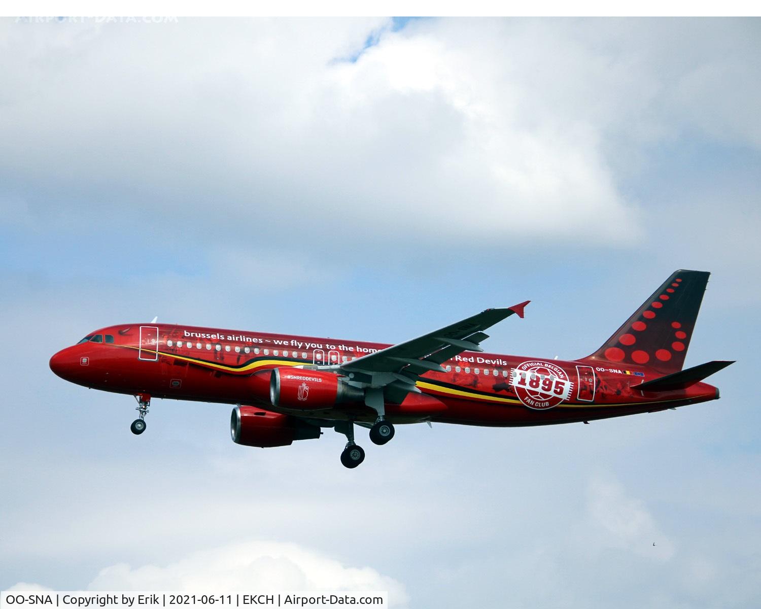 OO-SNA, 2001 Airbus A320-214 C/N 1441, OO-SNA landing rw 22L