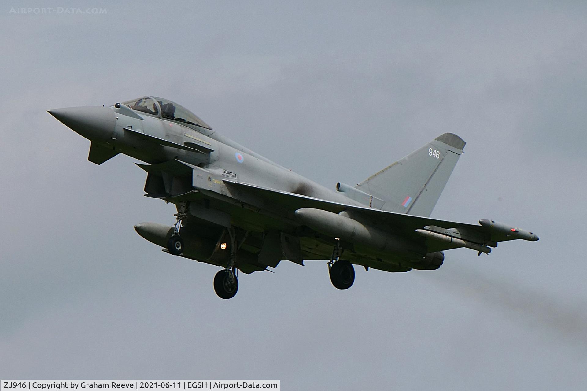 ZJ946, 2008 Eurofighter EF-2000 Typhoon FGR.4 C/N BS039, On approach to Norwich.