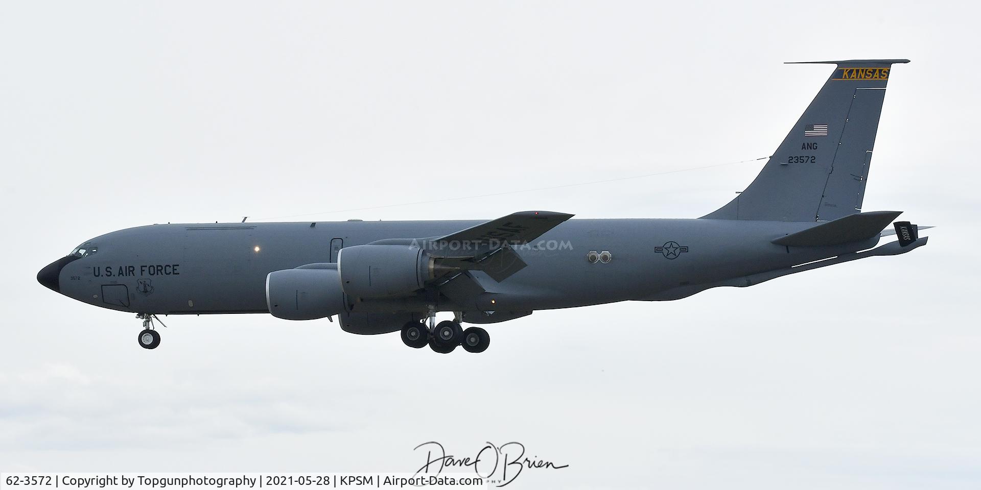 62-3572, 1962 Boeing KC-135A Stratotanker C/N 18555, WYLIE86 inbound to RW16