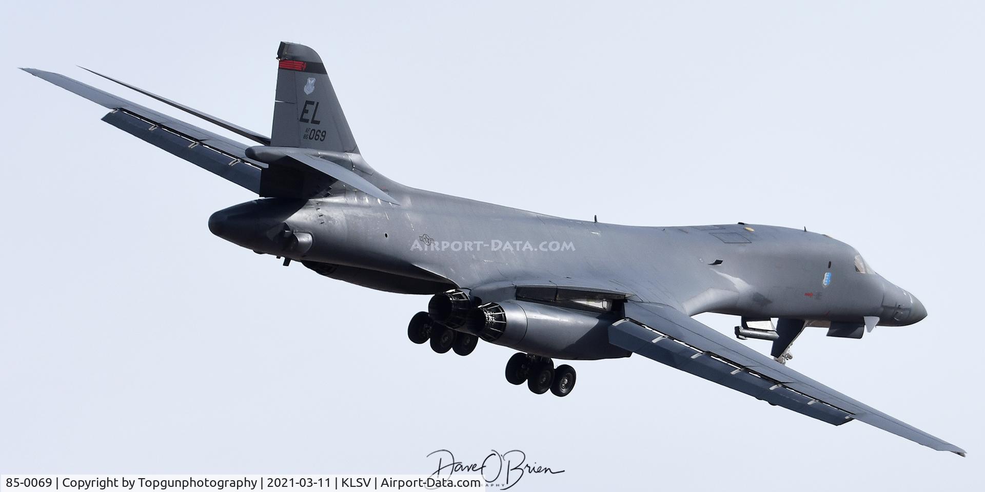 85-0069, 1985 Rockwell B-1B Lancer C/N 29, EVIL54 returning to Nellis