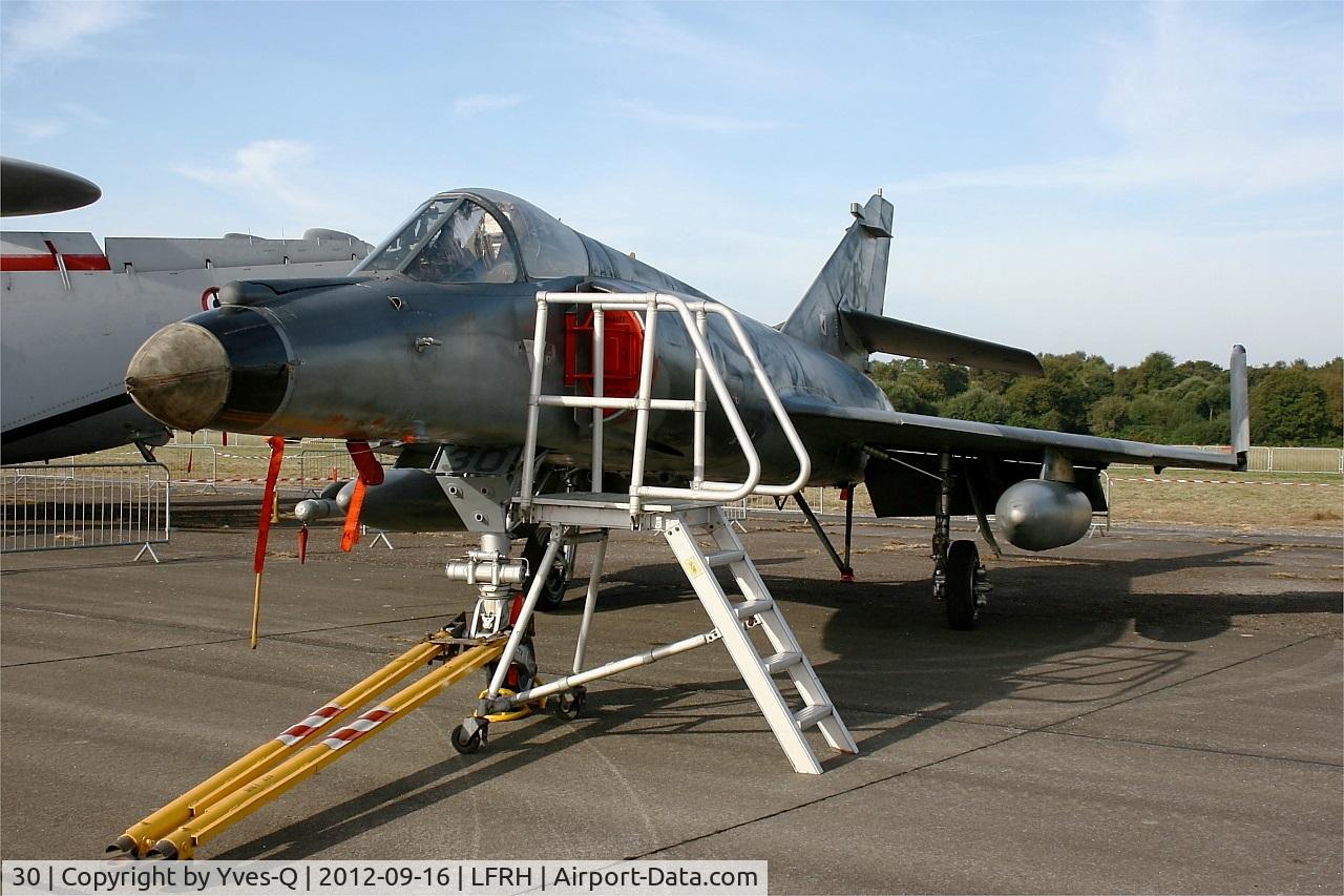30, Dassault Super Etendard C/N 30, Dassault Super Etendard M (SEM), Static display, Lann Bihoué Air Base (LFRH-LRT) Open day 2012