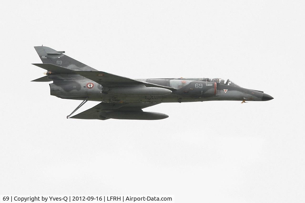 69, Dassault Super Etendard C/N 69, Dassault Super Etendard M (SEM), On display, Lann Bihoué Air Base (LFRH-LRT) Open day 2012