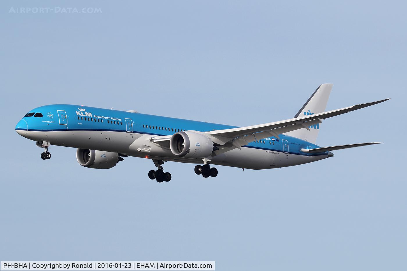 PH-BHA, 2015 Boeing 787-9 Dreamliner Dreamliner C/N 36113, at spl