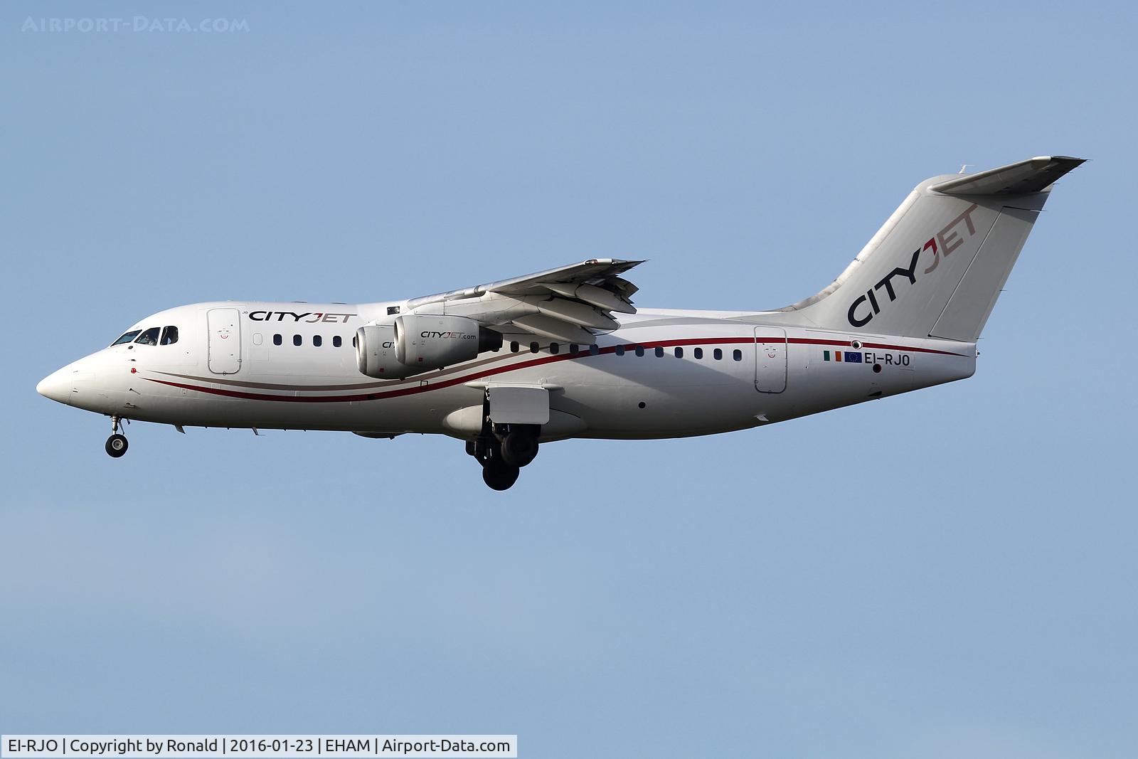 EI-RJO, 1999 British Aerospace Avro 146-RJ85A C/N E2352, at spl
